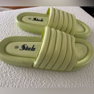 Sheln Women's Light/Lime Green Slides